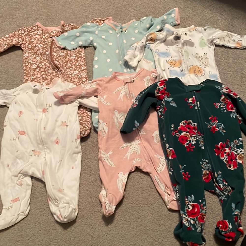 6 3mo Carters onesies! 5 of them are cotton and one is fleece!